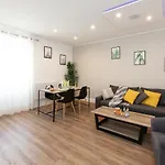 Lägenhet Le St Leon : Lit Queen Size * Wifi * Ideal Couple