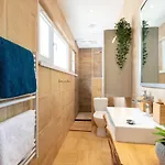 Le St Leon : Lit Queen Size * Wifi * Ideal Couple Lägenhet Colmar