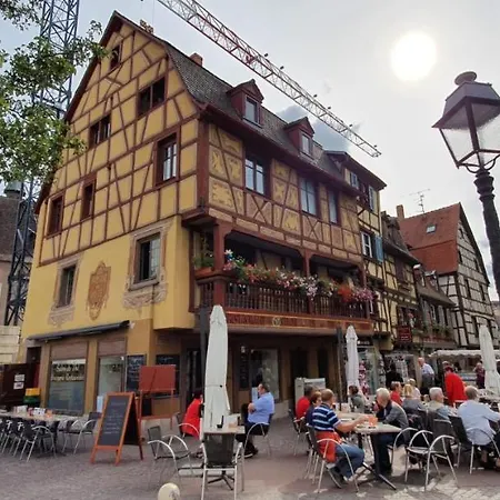 Le St Leon : Lit Queen Size * Wifi * Ideal Couple *