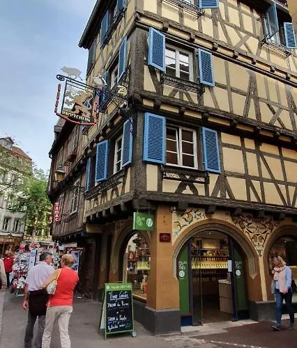 Le St Leon : Lit Queen Size * Wifi * Ideal Couple Apartment Colmar