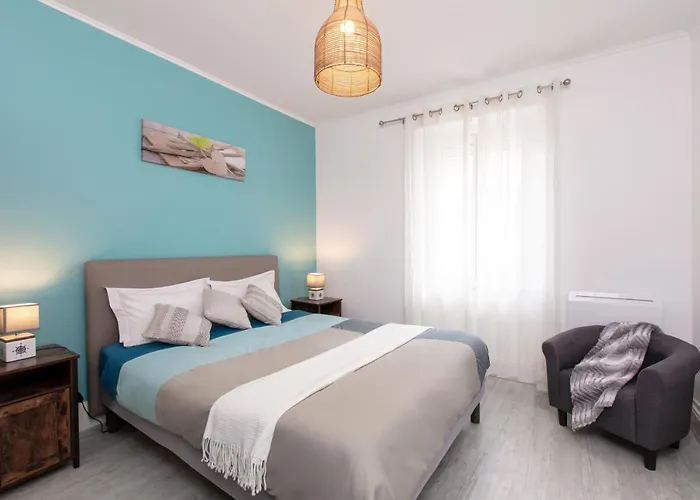 Le St Leon : Lit Queen Size * Wifi * Ideal Couple Apartamento